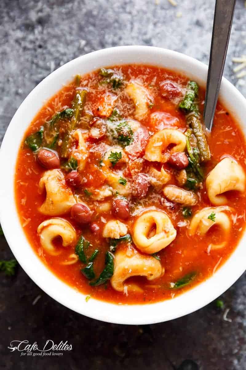 Easy Slow Cooker Tortellini Minestrone: Ultimate Comfort